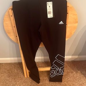 Adidas leggings band new with tag